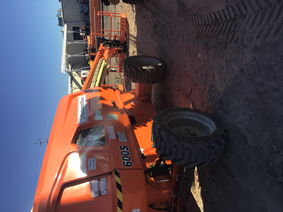 2020 JLG 600S