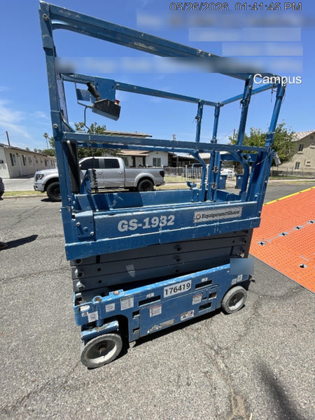 2021 GENIE GS-1932