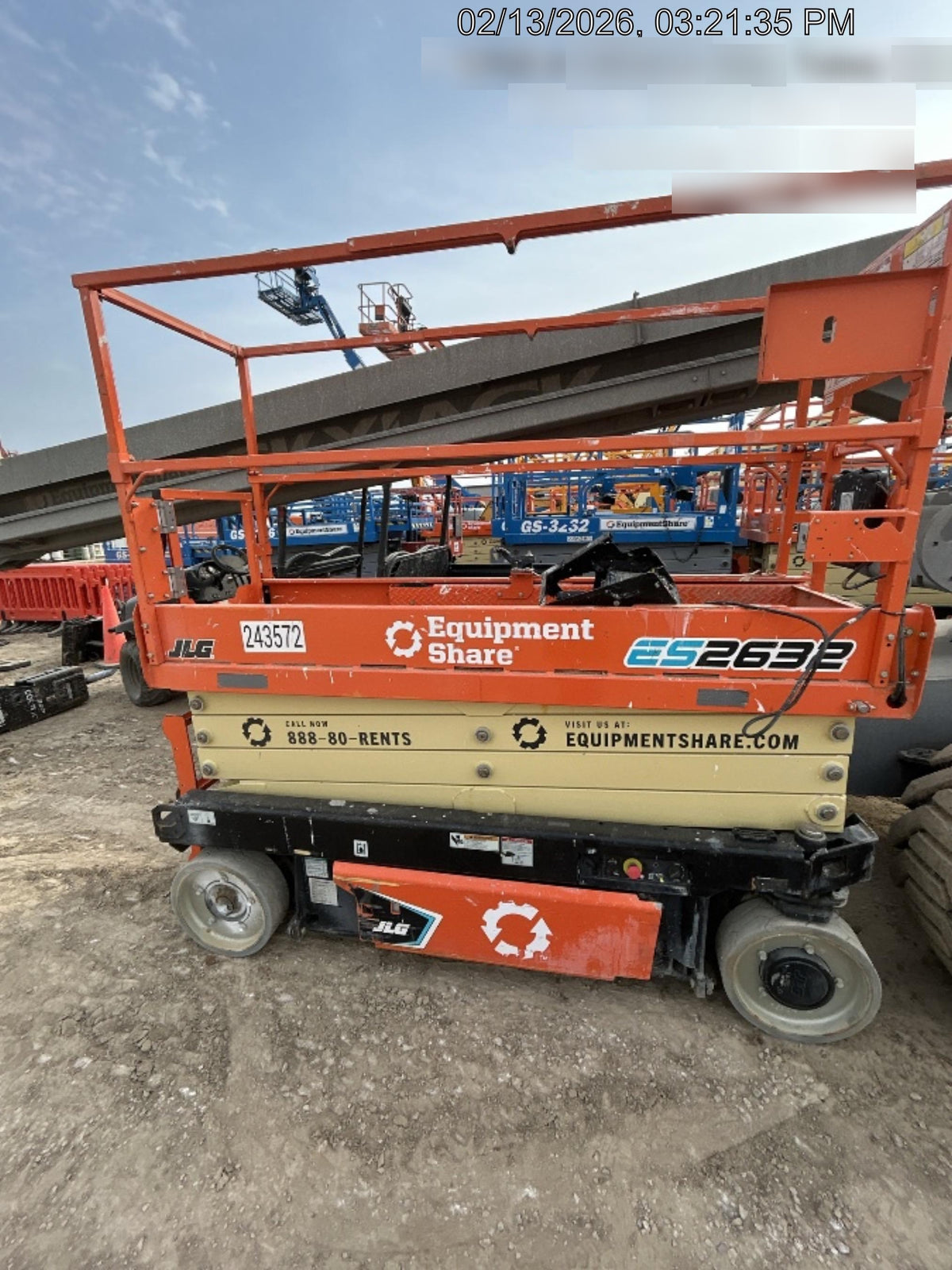 2022 JLG ES2632