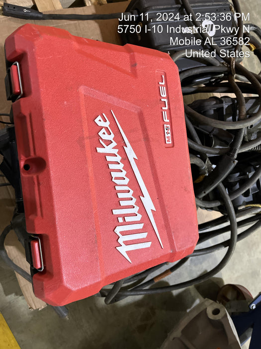 2023 MILWAUKEE 2864-22R