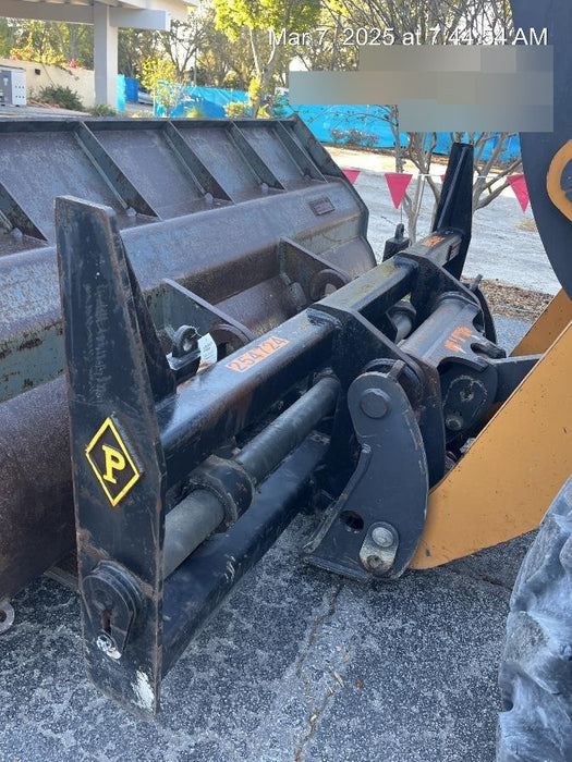 2022 PEMBERTON 72" Utility Forks