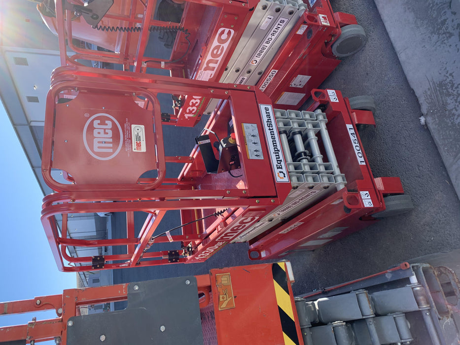 2020 MEC 1330SE Solid NM Tires, Steel Swing out Doors, LCS, Beacon, 900W Invertor