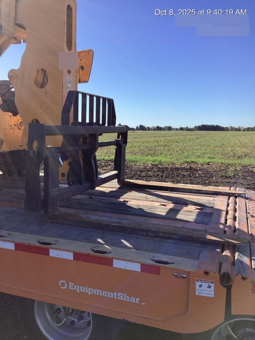 2019 JCB 512-56 Canopy, 109 HP, Solid Tires, STD Worklight, Beacon, Aux Hydraulics, Lifting Eye, Back up Alarm w/66" Carriage/60" Forks