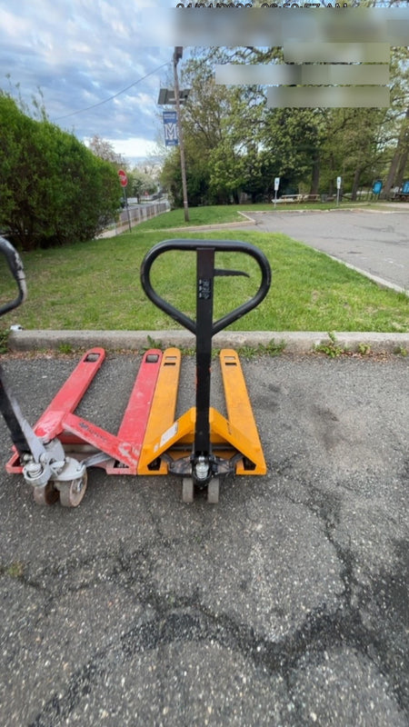 2021 ULINE 4400 lb Pallet Jack