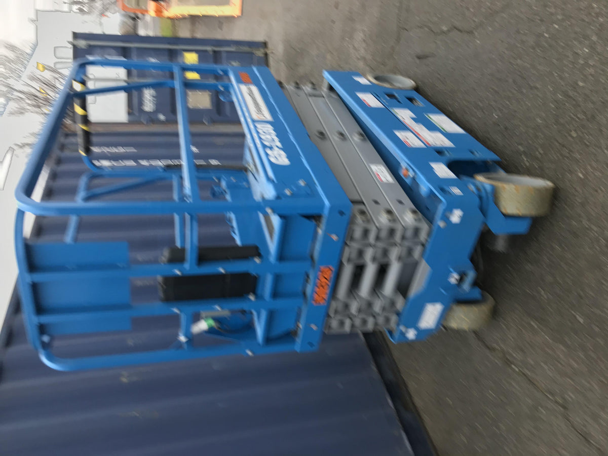 2019 Genie GS-1930 Fixed Rails with Chain Entry