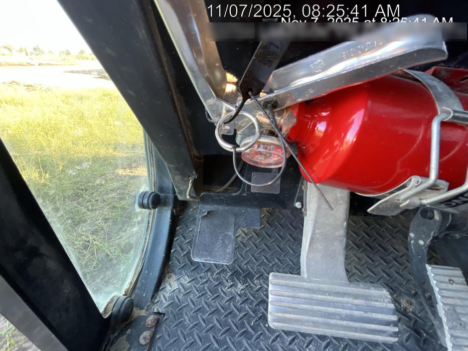 2018 Genie GTH-844 Genie GTH-844 w/ROPS, Work Lights, Solid Tires, RH Cab Mesh, Beacon, 60" Carriage and Forks