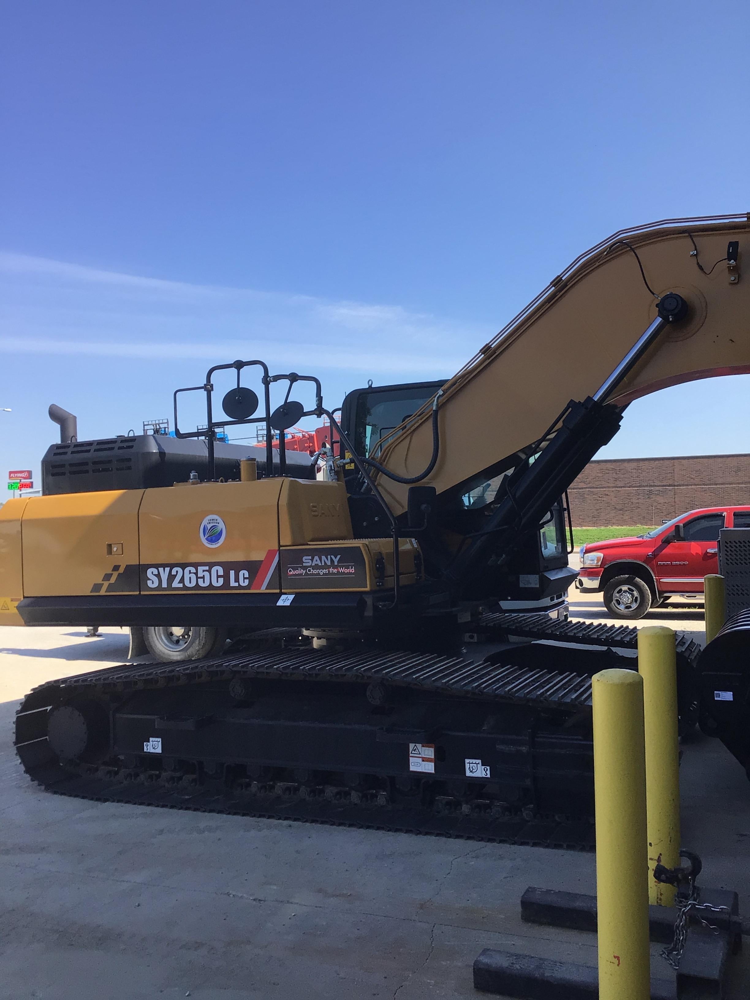 2021 SANY SY265LR