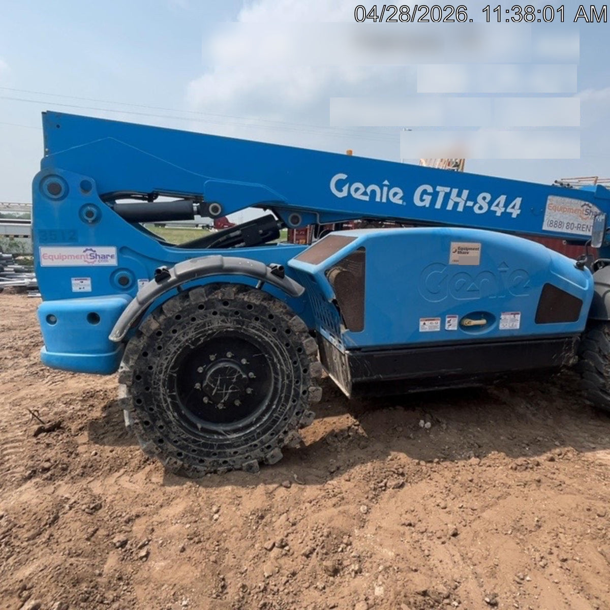 2017 GENIE GTH-844
