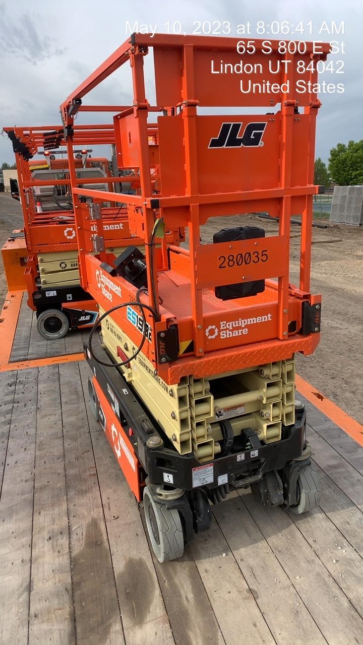 2022 JLG ES1932