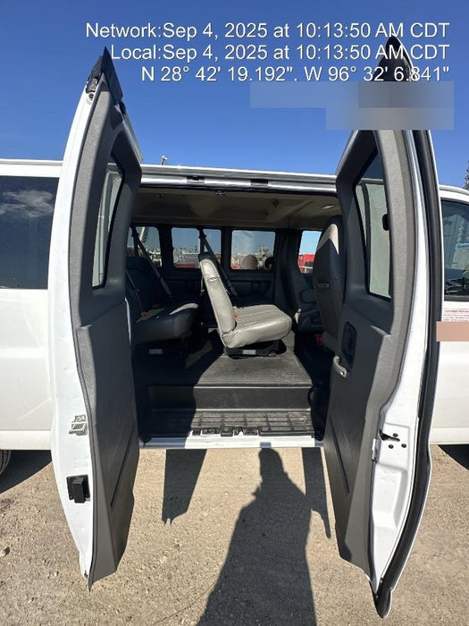 2025 CHEVROLET Express Van - Rental