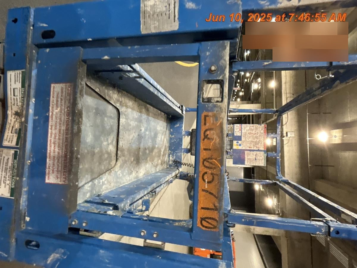 2020 Genie GS-1930 Solid Non Marking Tires, Beacon, Folding rails with half height swing gate