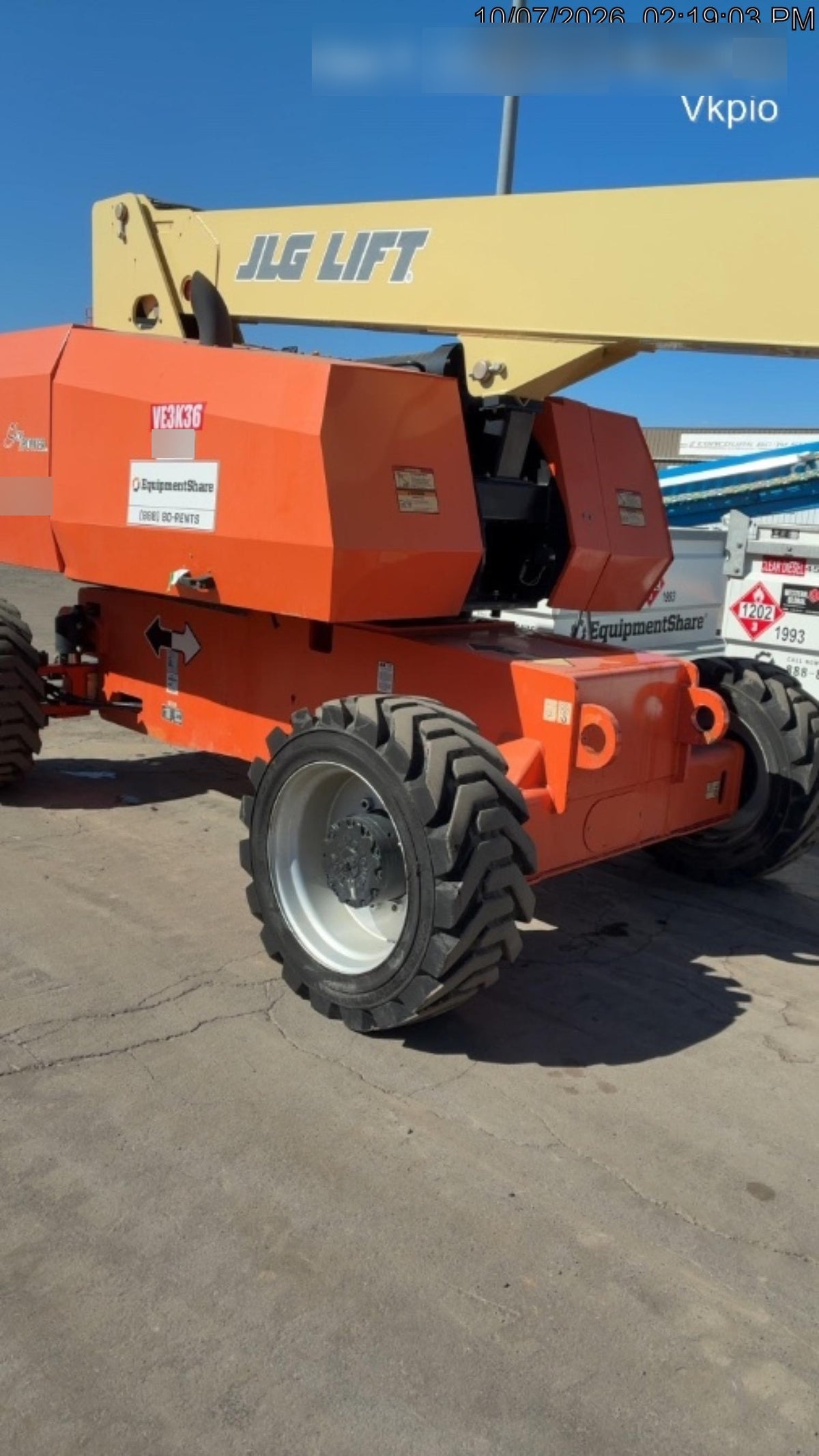 2019 JLG 860SJ