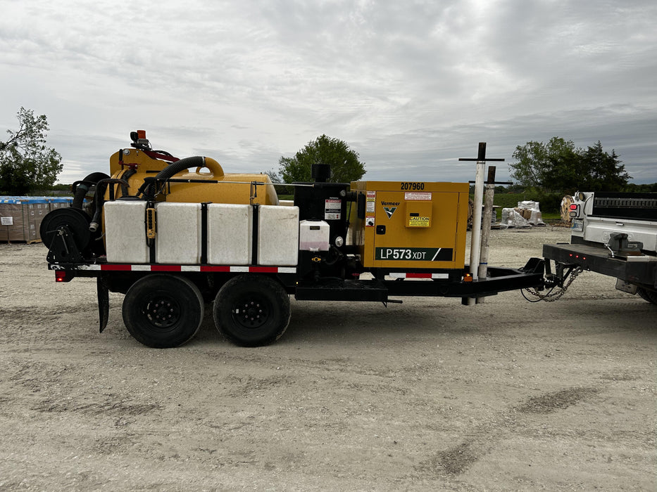 2022 VAC-TRON LP573XDT