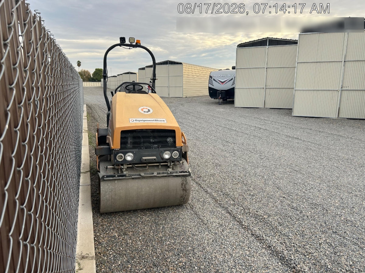 2020 CASE DV26E