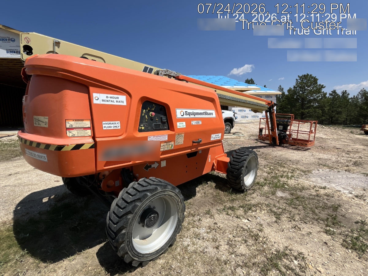 2022 JLG 660SJ