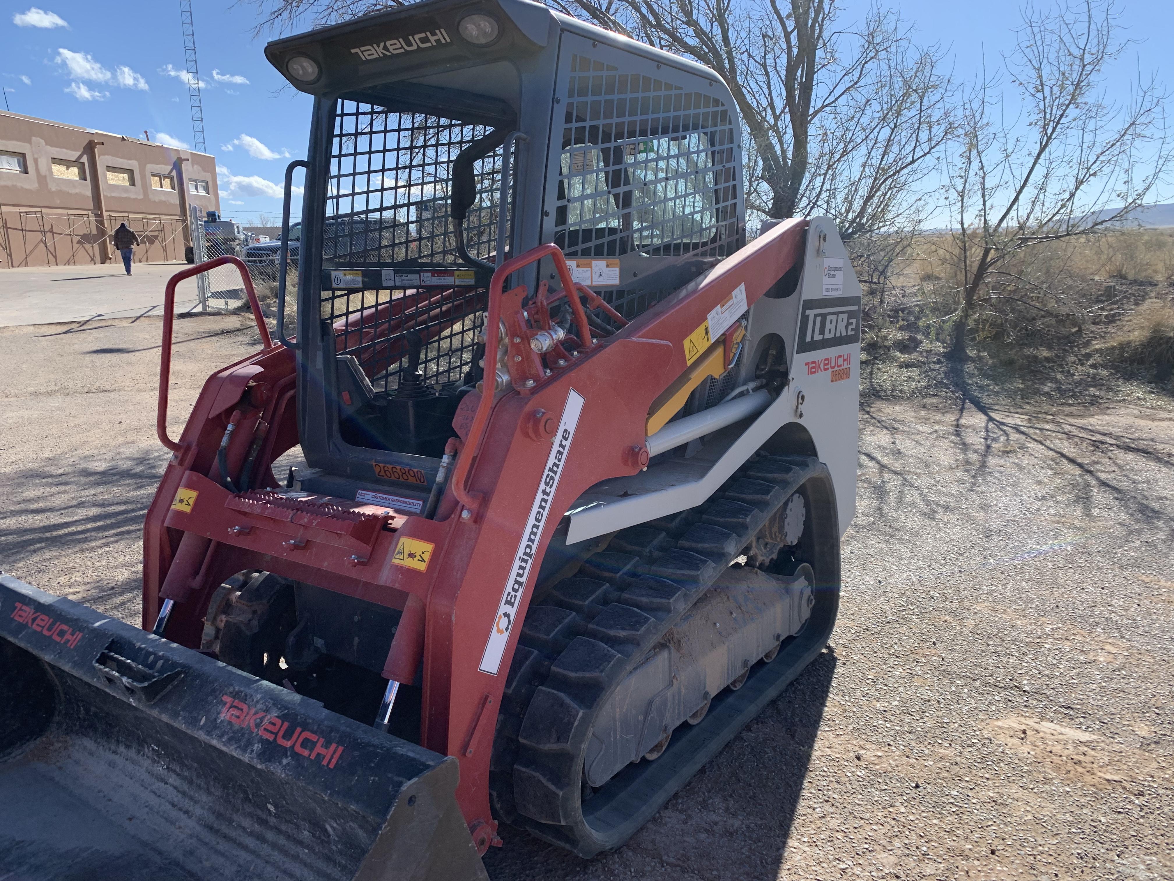 2022 TAKEUCHI TL8R2-R