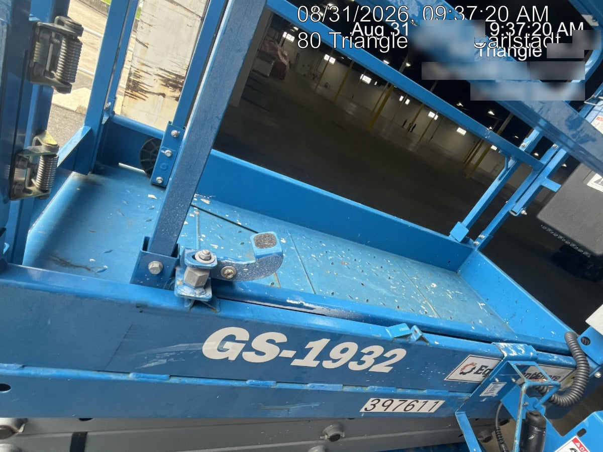 2024 GENIE GS-1932