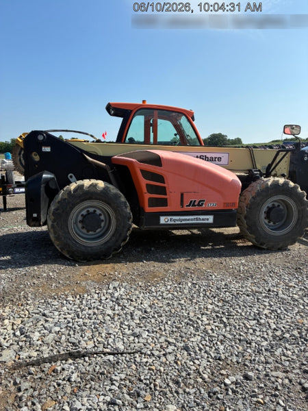 2021 JLG 1732