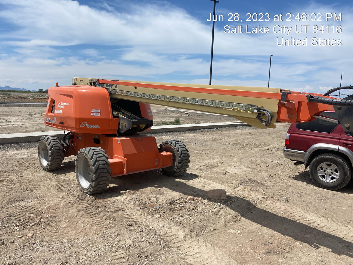 2023 JLG 660SJ