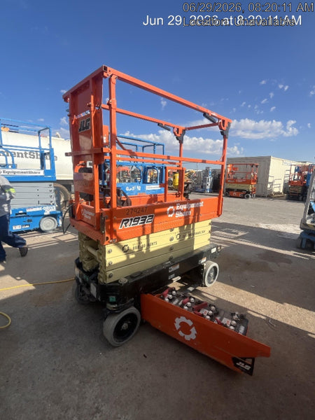 2022 JLG R1932