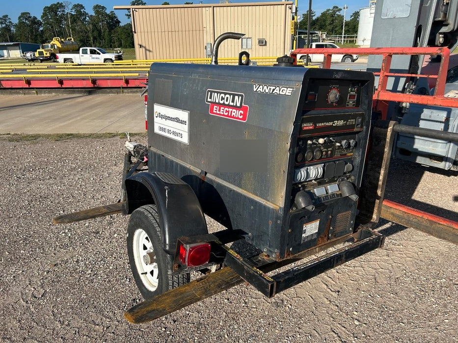 2019 Lincoln Electric Vantage 322 Lincoln Vantage 322 Welder w/Trailer, Light Kit, Cable Rack