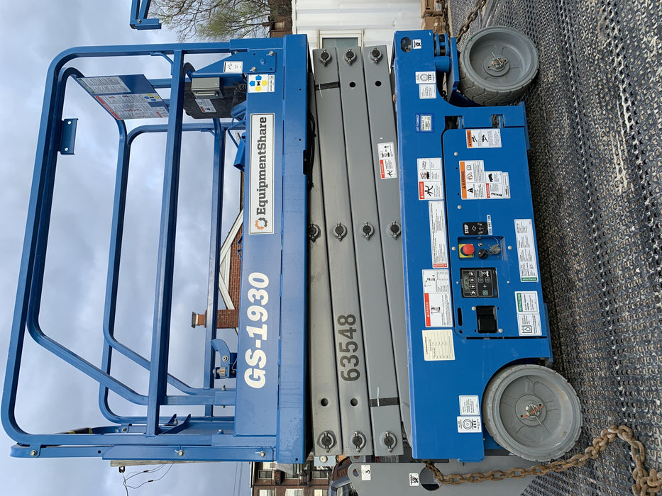2020 Genie GS-1930 Solid Non Marking Tires, Beacon, Folding rails with half height swing gate