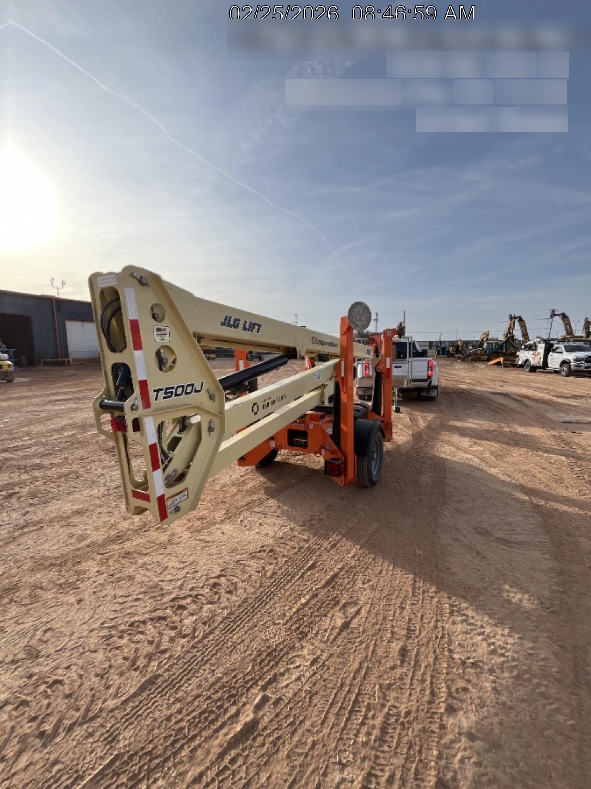 2023 JLG T500J