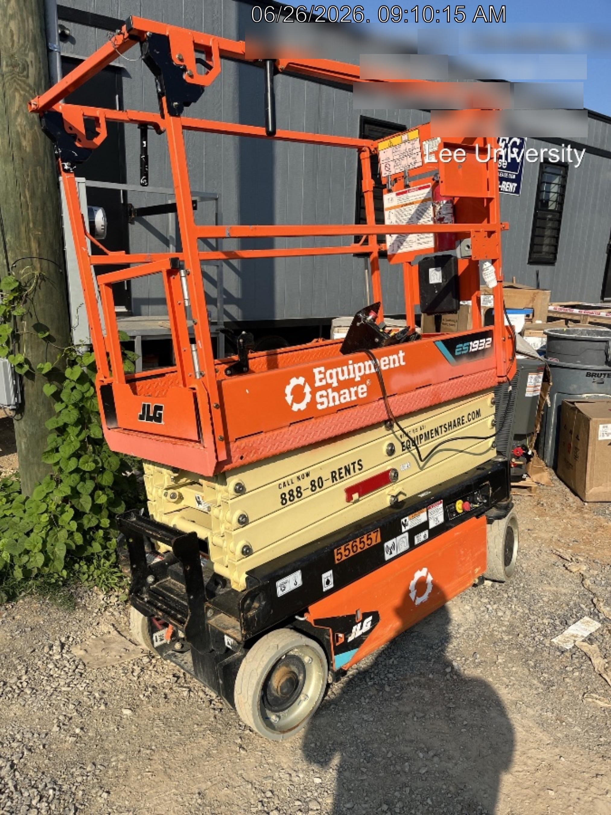 2025 JLG ES1932
