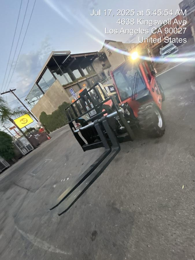 2025 JLG 519