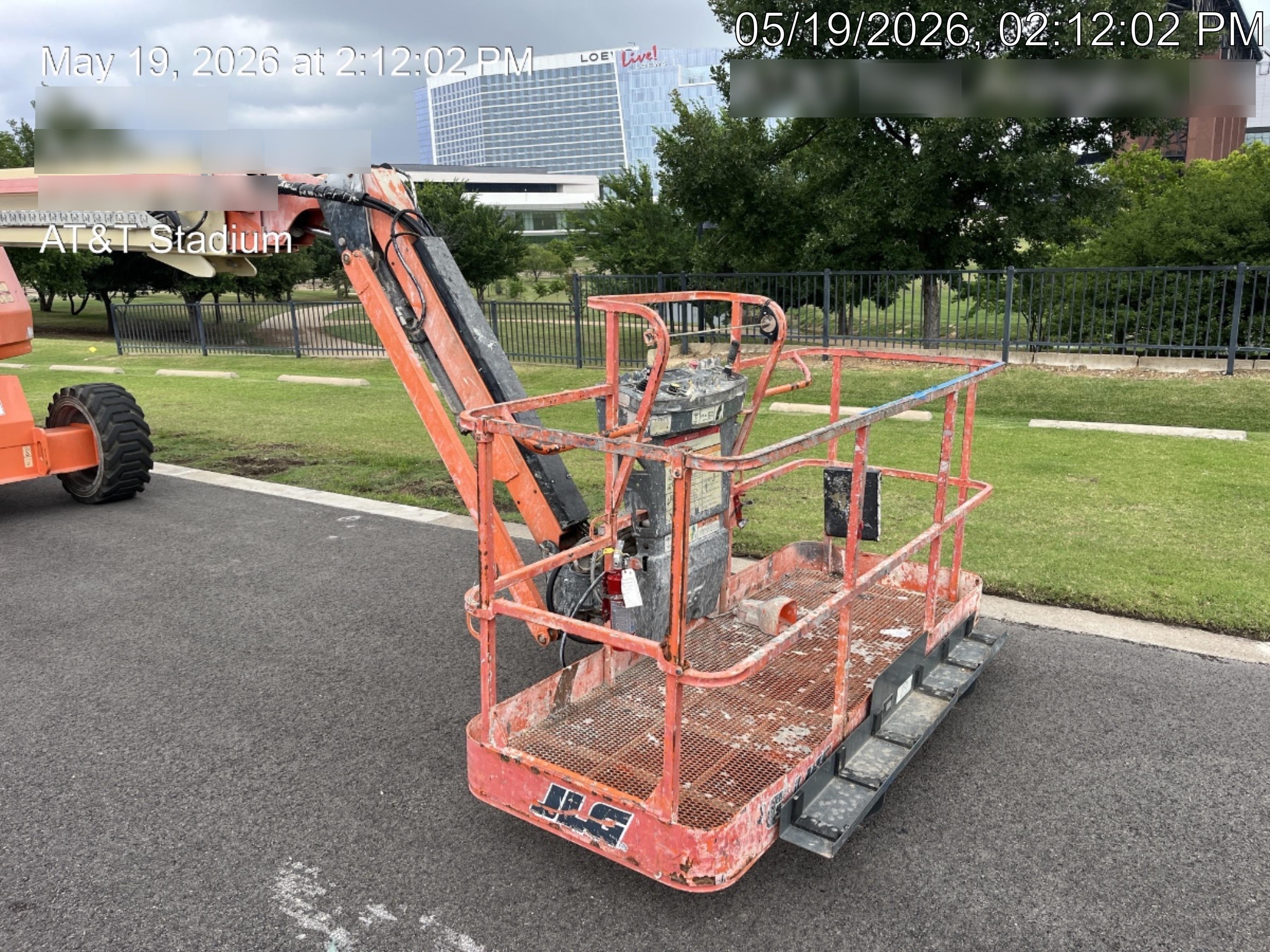 2019 JLG 660SJ