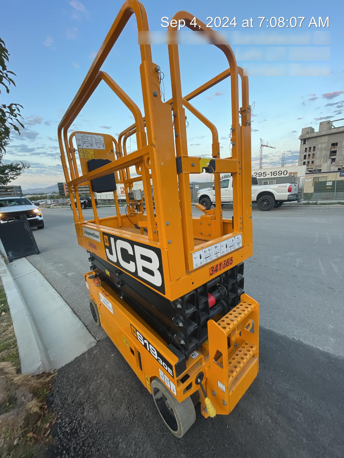 2023 JCB S1930E
