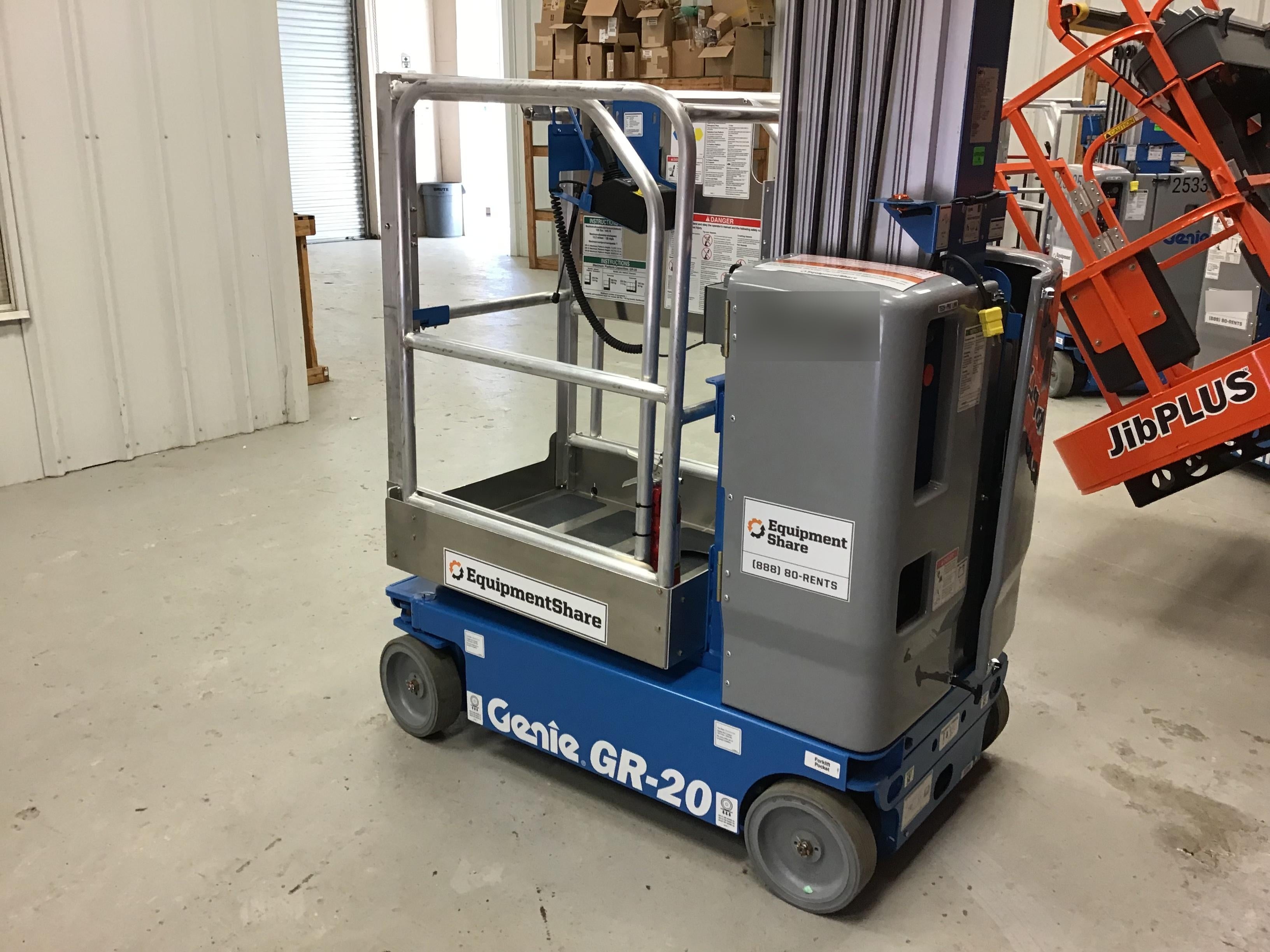 2019 GENIE GR-20