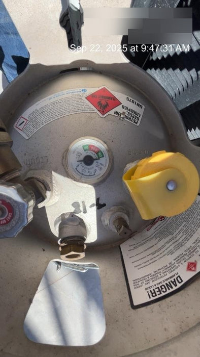 2021 Lincoln Electric Ranger 305 LPG LPG One-Pak (includes undercarriage, tank holder & tank strap) ORANGE