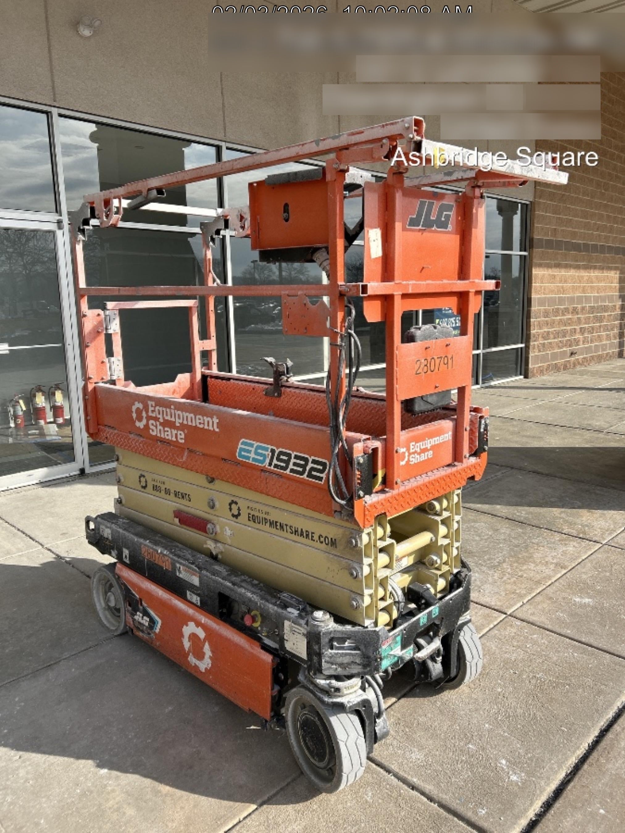 2022 JLG ES1932