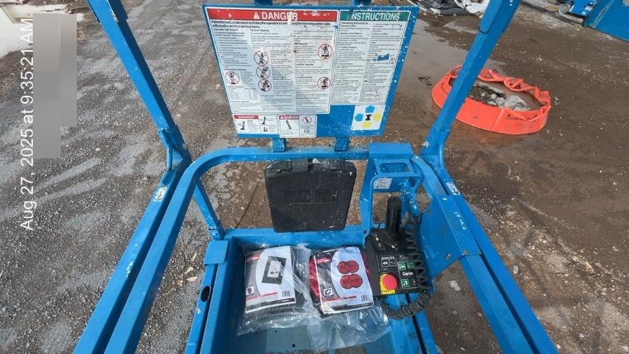 2019 Genie GS-3232 Standard Options