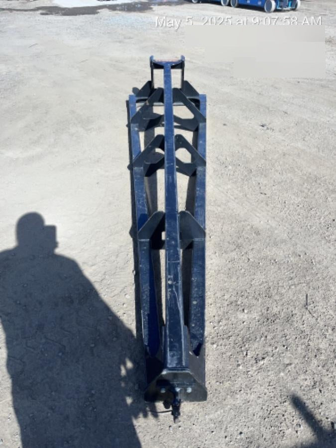 2024 JLG 1001275853