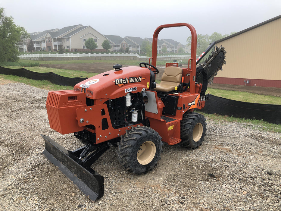 2022 DITCH WITCH RT45A