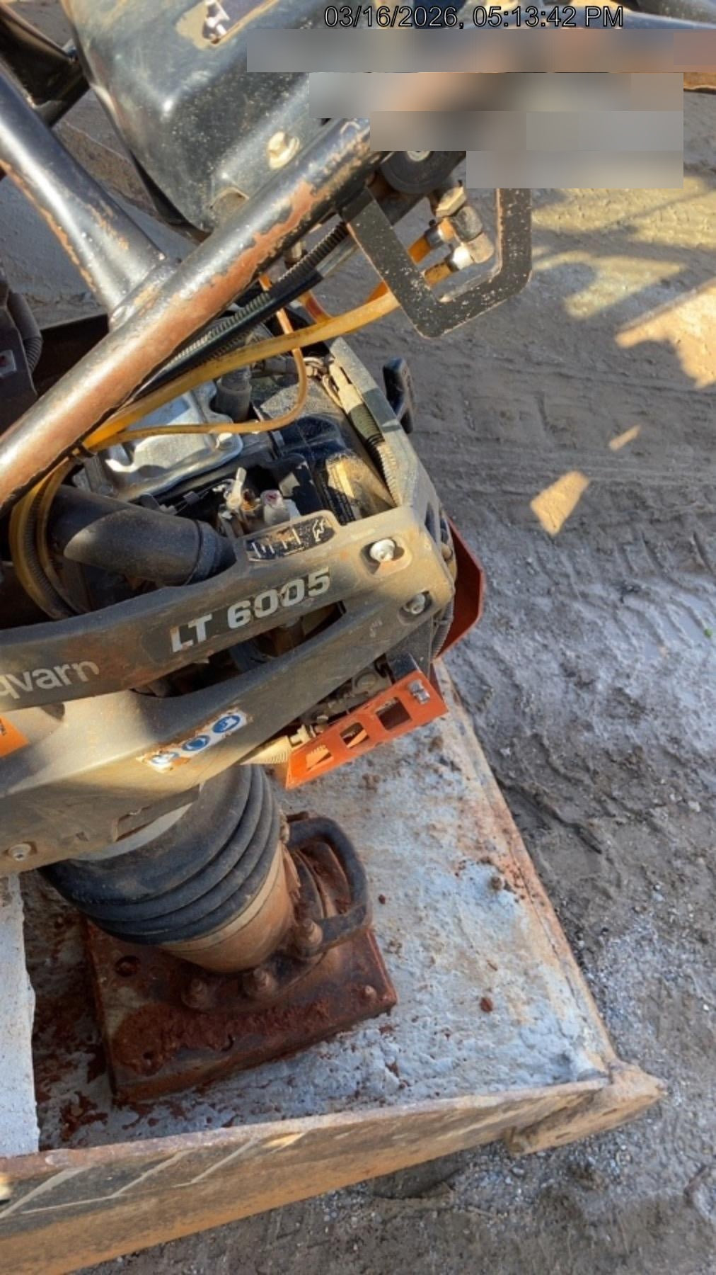 2024 HUSQVARNA LT6005