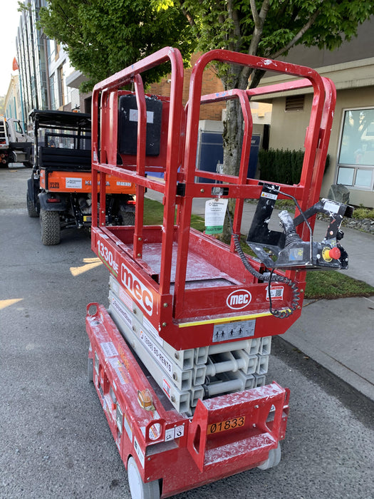 2020 MEC 1330SE Solid NM Tires, Steel Swing out Doors, LCS, Beacon, 900W Invertor