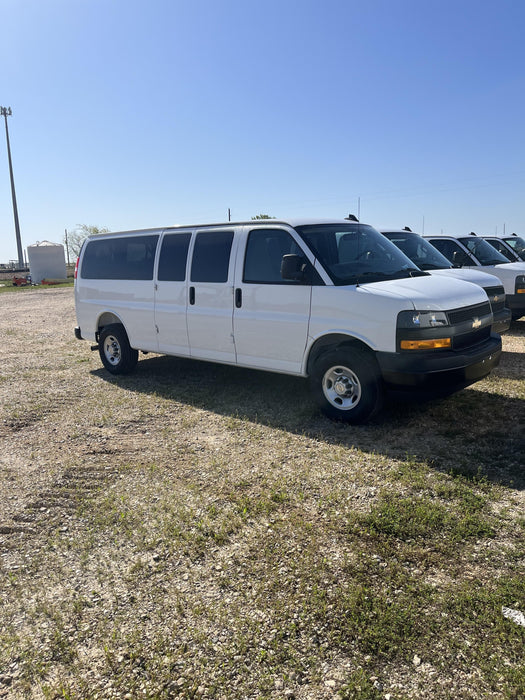 2025 CHEVROLET Express Van - Rental