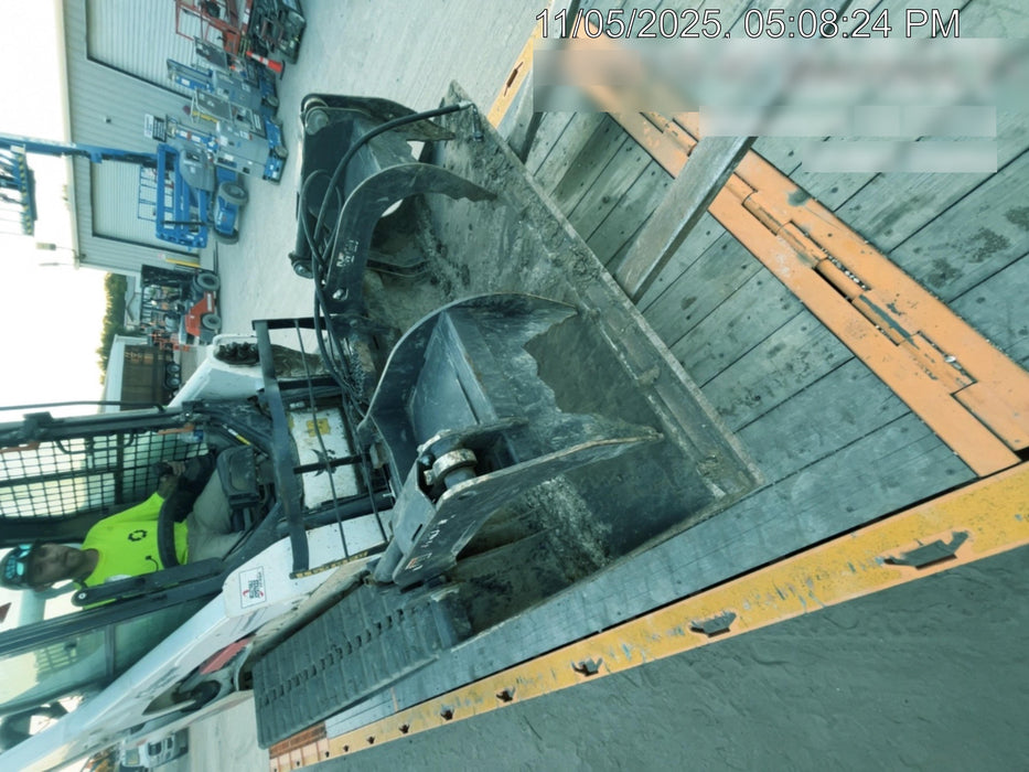 2025 ARROW MATERIAL HANDLING F5100CB - 72"