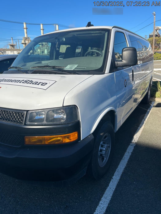 2025 CHEVROLET Express Van - Rental