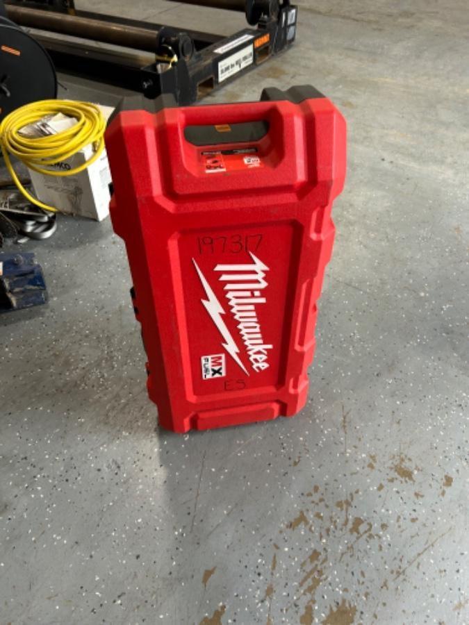2021 MILWAUKEE MXF301-2CP