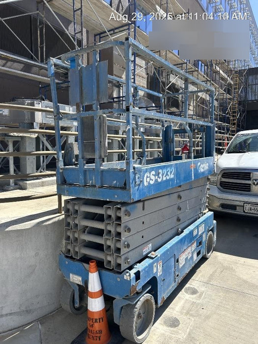 2018 Genie GS-3232 Genie GS-3232 Scissor Lift w/Standard Options
