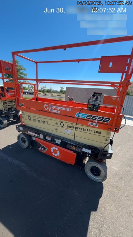 2022 JLG ES2632