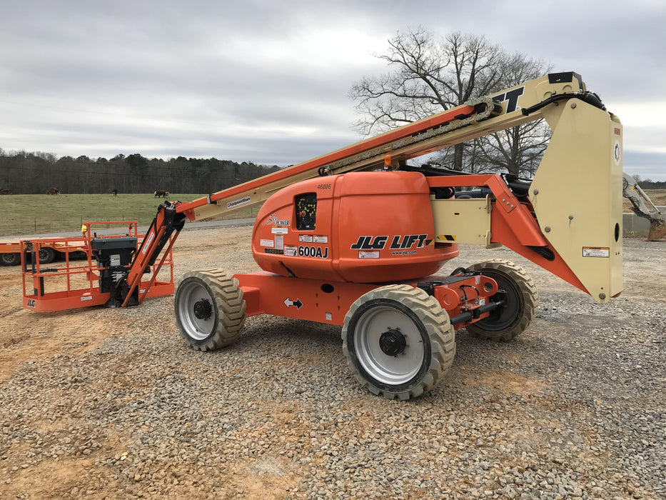 2019 JLG 600AJ