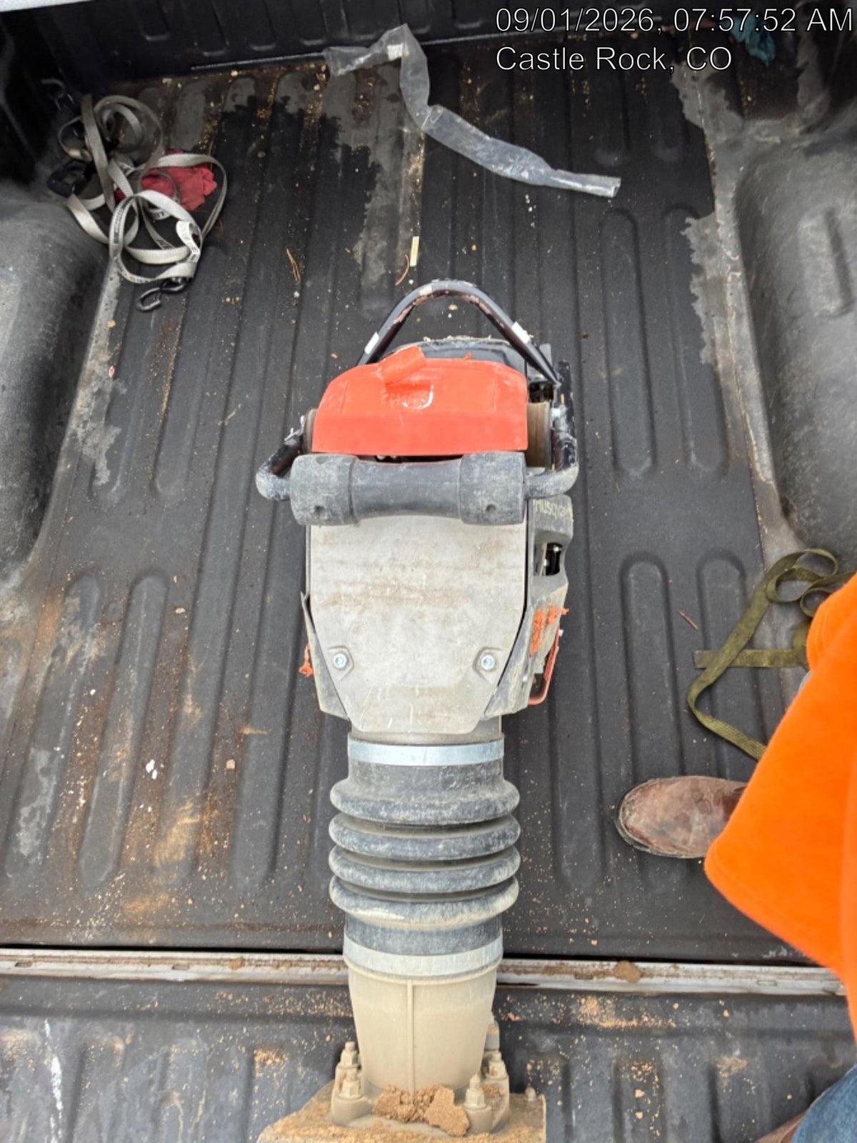 2025 HUSQVARNA LT6005