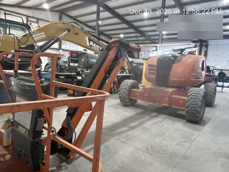2019 JLG 600AJ