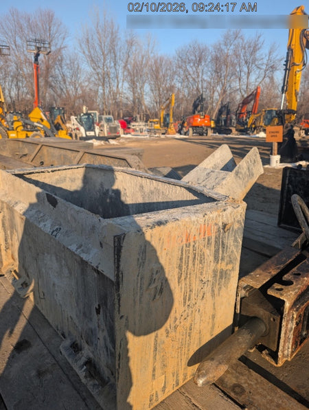 2021 BLUE DIAMOND 1/2 yd Concrete Bucket - Blue Diamond