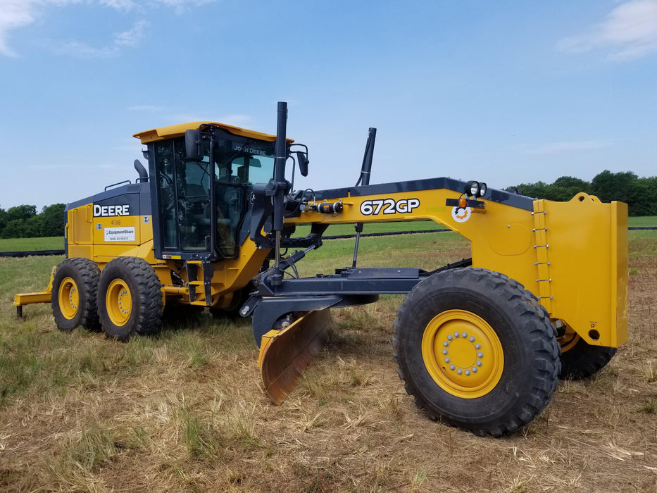 2019 JOHN DEERE 672G
